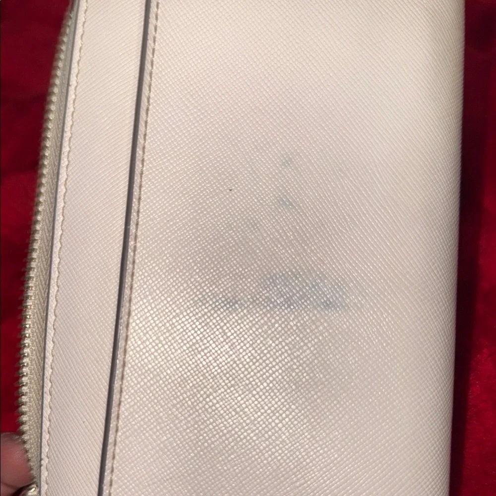 Kate Spade Cream Zip-Around Wallet- SEE PHOTOS PLEASE - Picture 7 of 11
